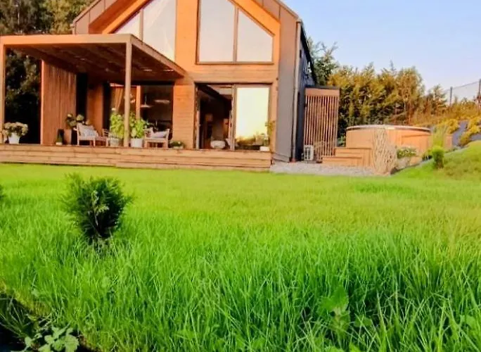 Stodola Rzym - Domek, Jacuzzi, Sauna, Jezioro, Vila Kozyczkowo