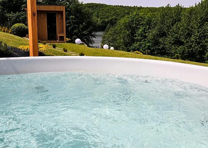Vila Stodola Rzym - Domek, Jacuzzi, Sauna, Jezioro, Kozyczkowo
